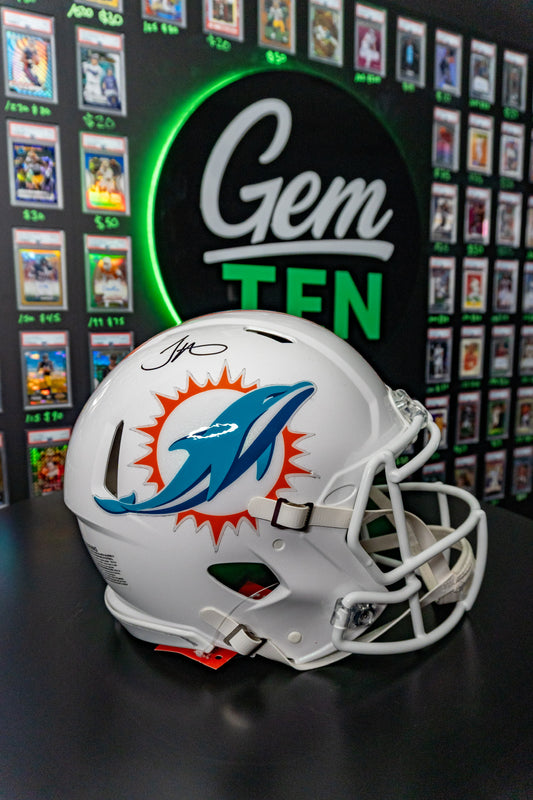 Tyreek Hill Autographed Full Size Helmet Fanatics Authentic