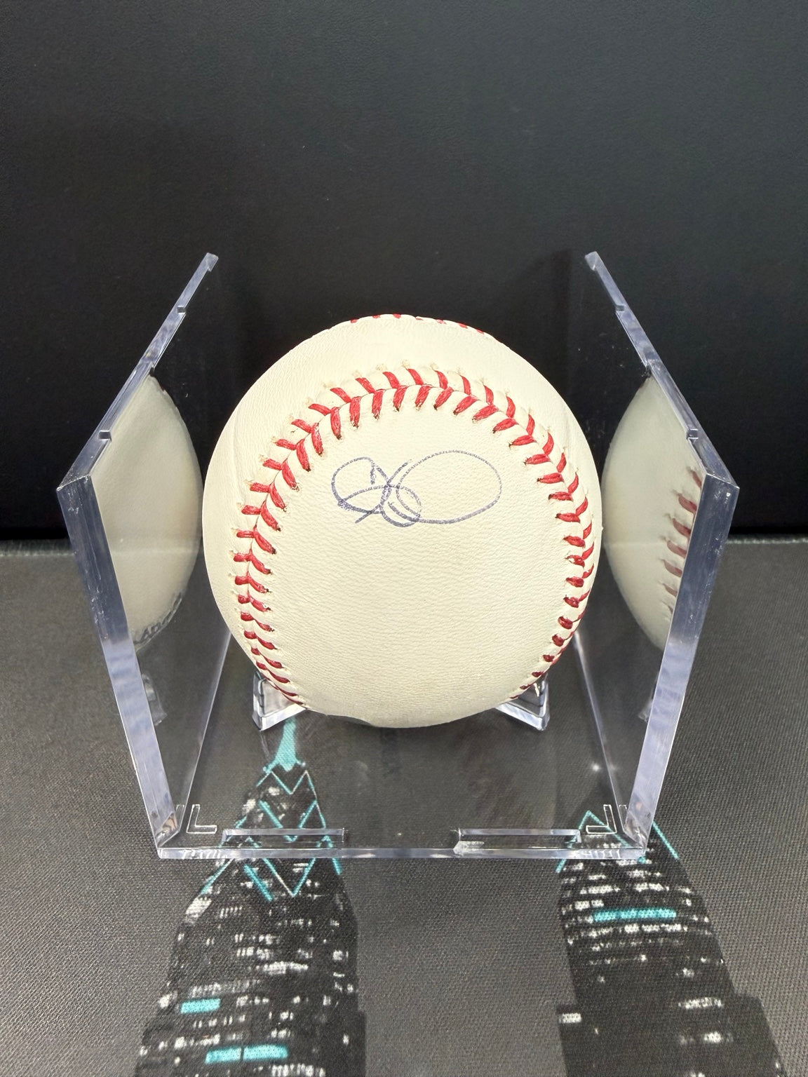 Cole Hamels Autographed Rawlings Baseball – PSA/DNA T91392