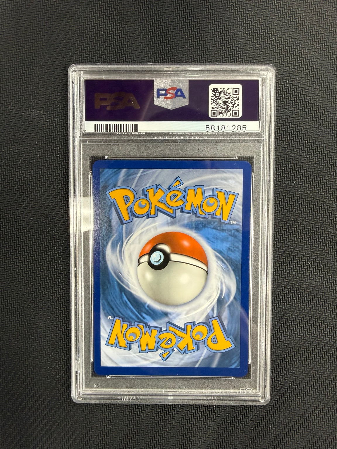 2020 Pokémon Zamazenta #102/185 Amazing Rare Vivid Voltage PSA 10 back