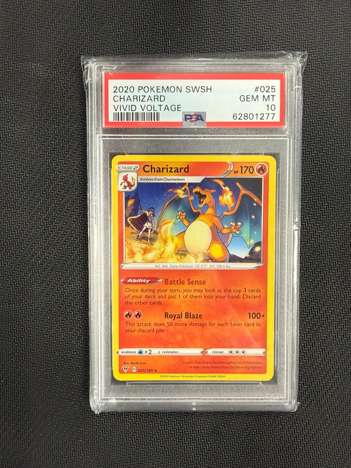2020 Pokémon Charizard #025/185 Vivid Voltage PSA 10 front